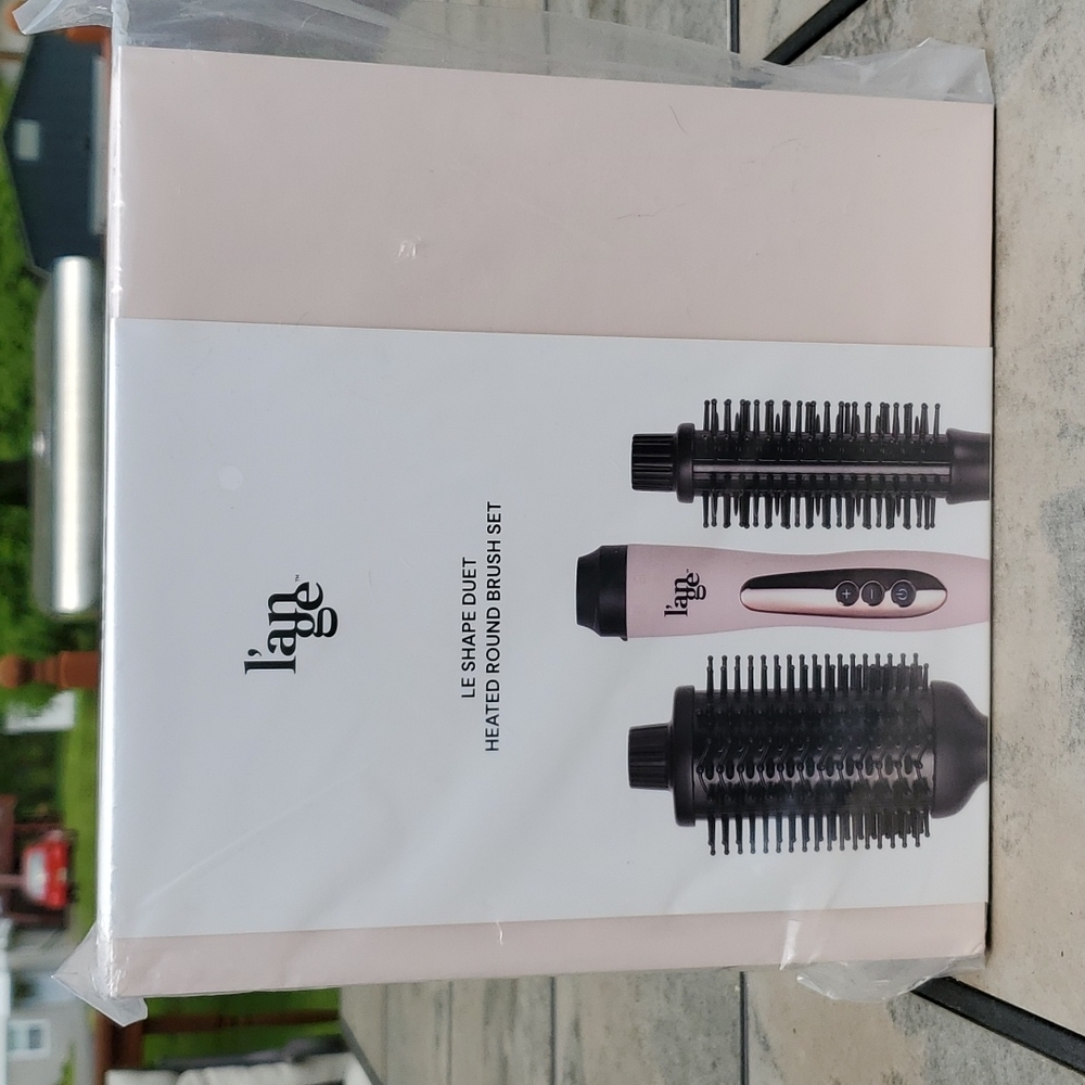 L'ange Le Shape Duet Heated Round Brush Set